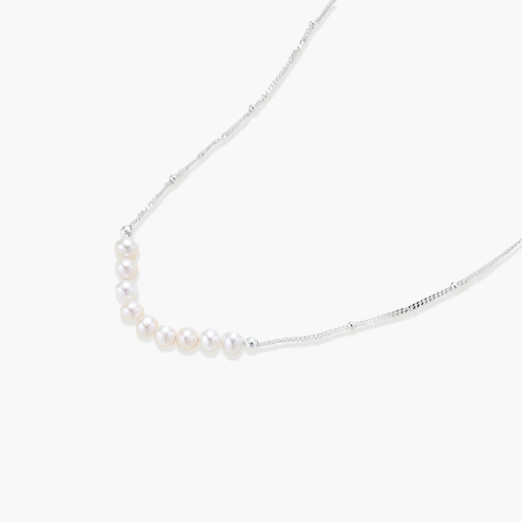 Luna Pearl Arc Necklace