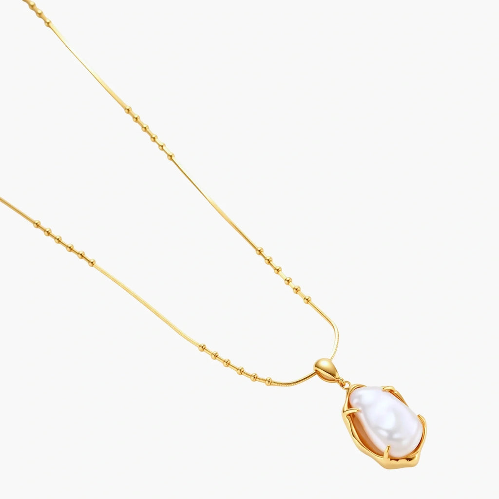 Baroque Pearl Pendant Necklace